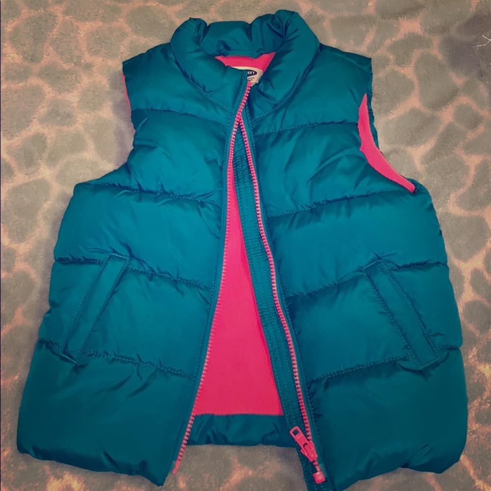 Old Navy Frost Free Toddler Girl’s Vest 5T